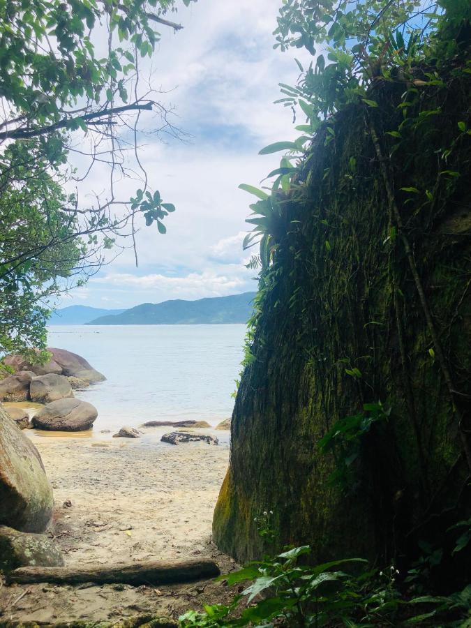 Casa Em A 100 Metros Da * Ubatuba